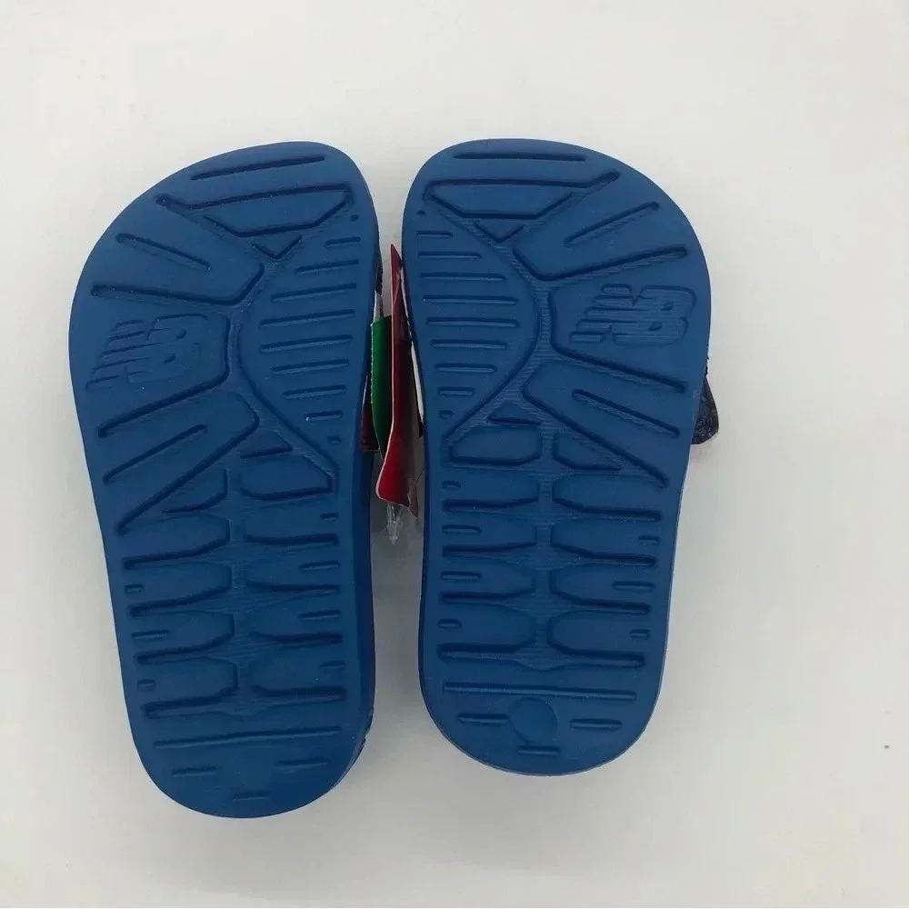 NWT Boys New Balance Velcro  Slip On Sandals size 11